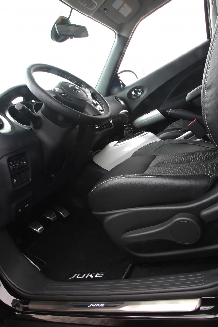  Nissan Juke Shiro 2012 года  (фото 11 из 21)